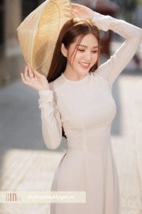 cổ thuyền là một trong các kiểu cổ áo dài học sinh cấp 3 đẹp cổ thuyền là một trong các kiểu cổ áo dài học sinh cấp 3 đẹp
