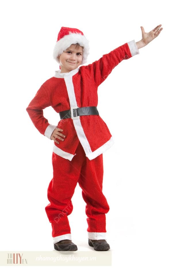 trang phục ông già noel là lựa chọn phối đồ noel cho bé trai phổ biến nhất trang phục ông già noel là lựa chọn phối đồ noel cho bé trai phổ biến nhất
