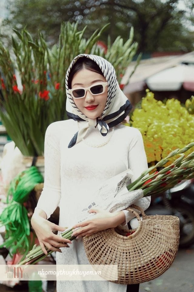 tiệm nhà linn là địa chỉ cho thuê áo dài tết được nhiều bạn trẻ hà thành yêu thích