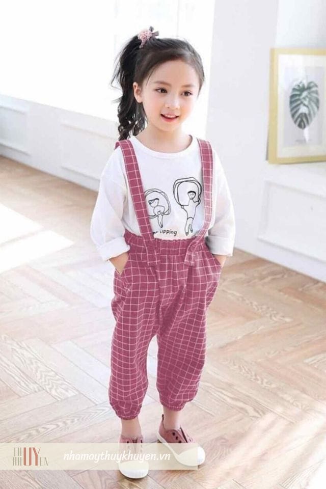 quần áo tết cho bé gái năng động